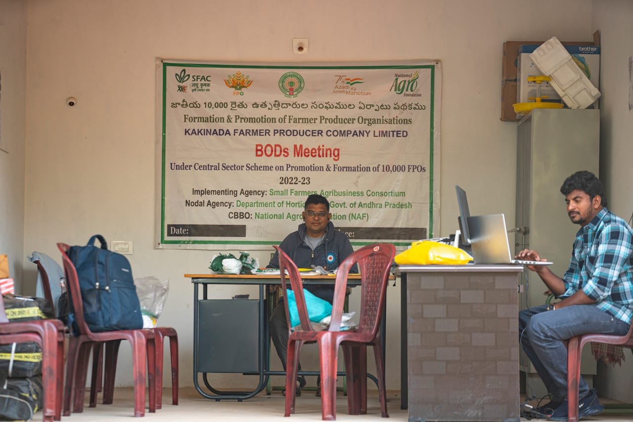 An FPO board of directors' meeting in a small office
